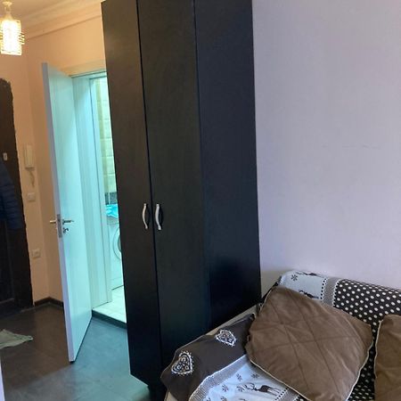 Dirsi Apartman Tbiliszi Kültér fotó