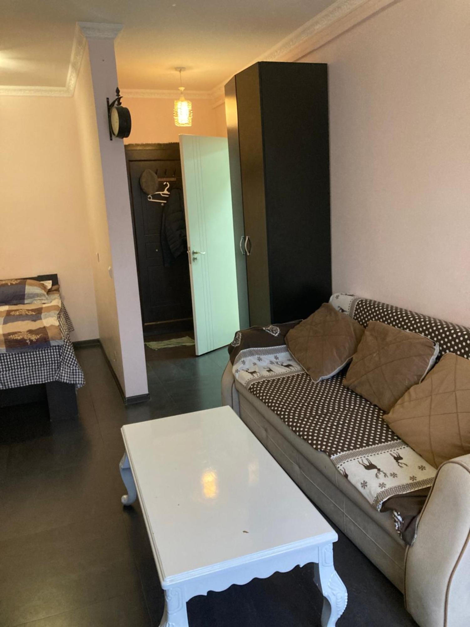 Dirsi Apartman Tbiliszi Kültér fotó
